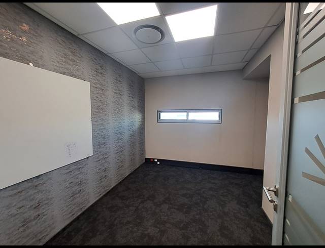 635M² OFFICE TO LET IN ILLOVO